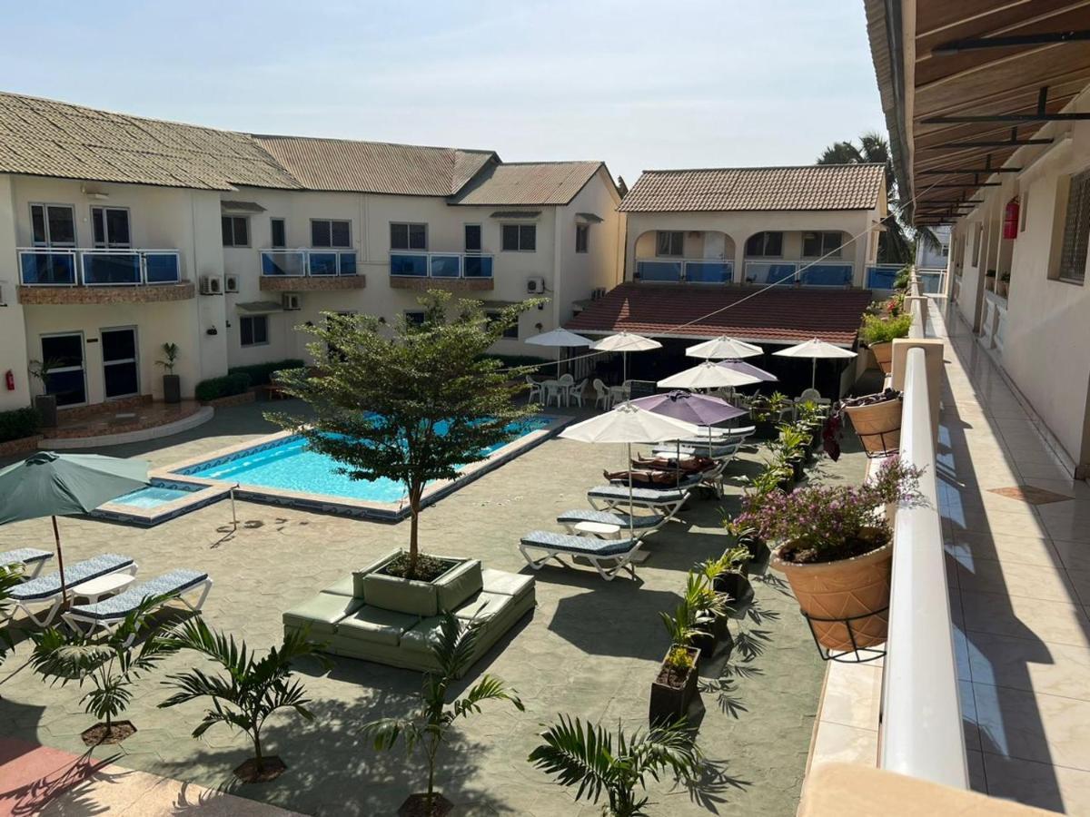 Tranquil Resort Hotel Brusubi Εξωτερικό φωτογραφία