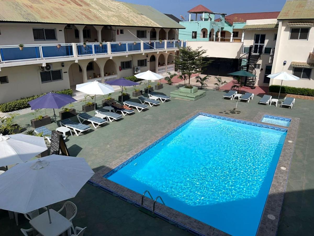 Tranquil Resort Hotel Brusubi Εξωτερικό φωτογραφία